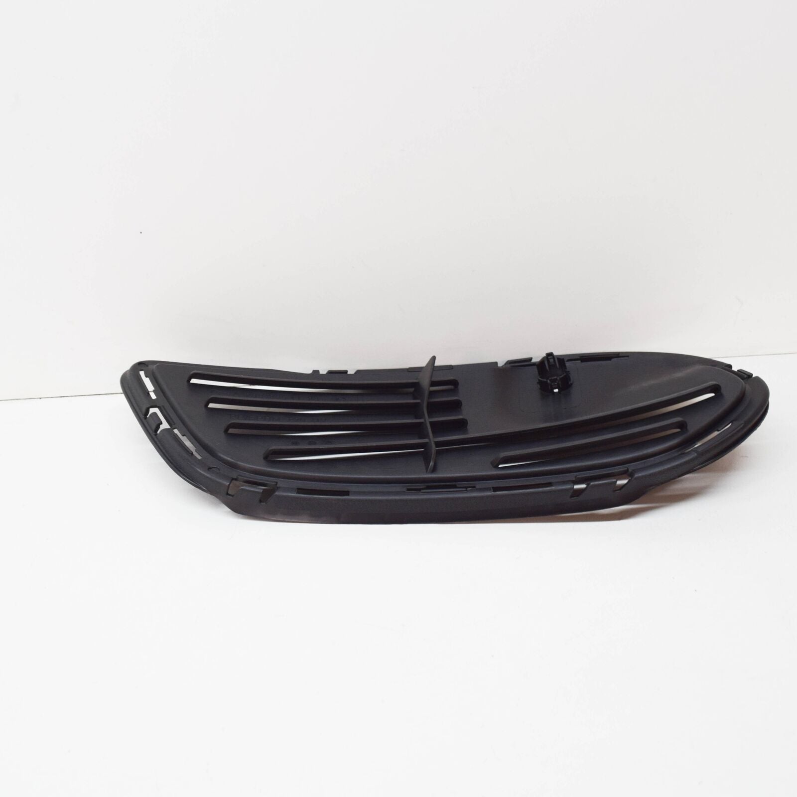 NEW MERCEDES-BENZ C-CLASS W205 FRONT BUMPER RIGHT GRILL A2058854123 2016