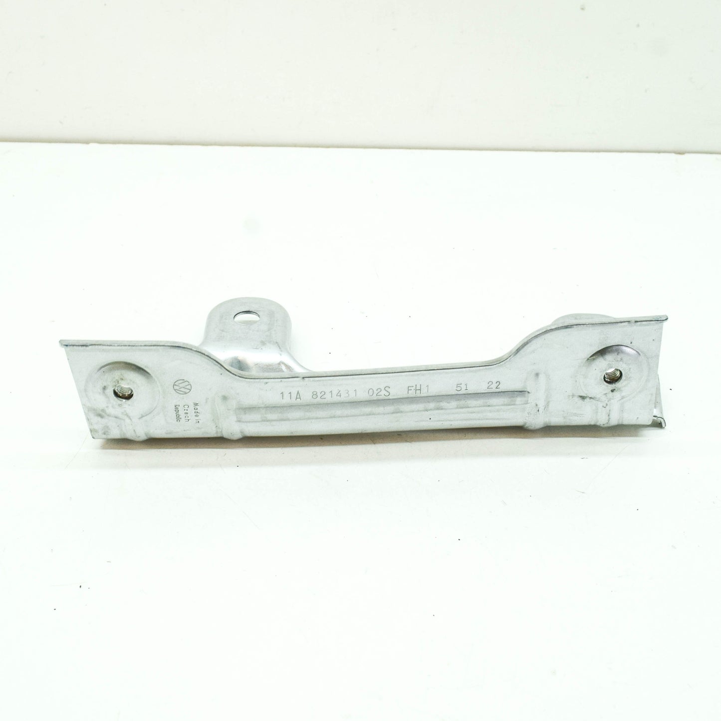 NEW VOLKSWAGEN ID.4 E21 FRONT LEFT FENDER UPPER HOLDER 11A821431 ORIGINAL