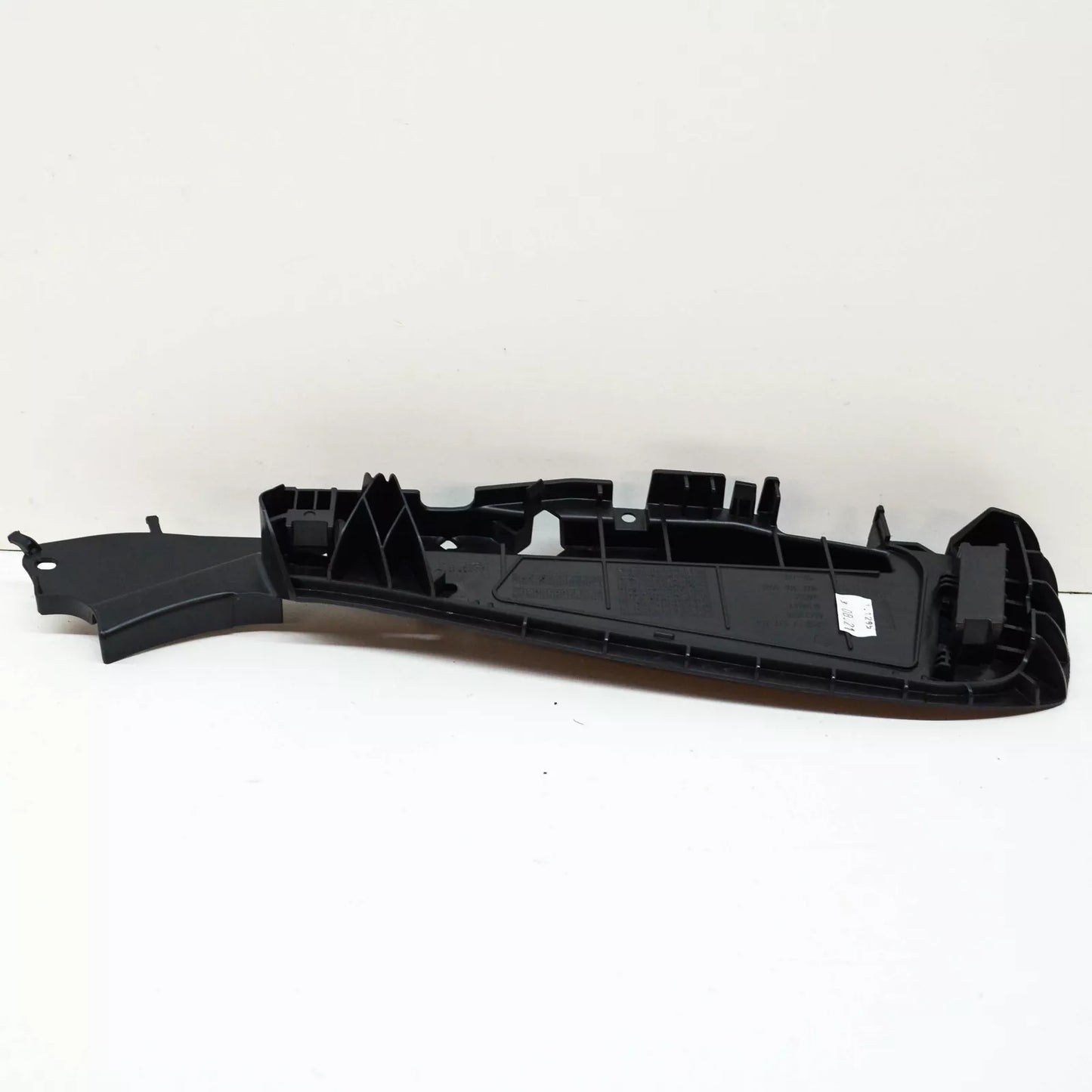 NEW BMW 5 G30 FRONT LEFT OUTER SEAT RAIL COVER 52107317459 ORIGINAL