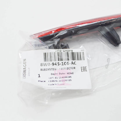NEW AUDI A4 B9 REAR RIGHT OUTER BUMPER REFLECTOR 8W0945106AC ORIGINAL
