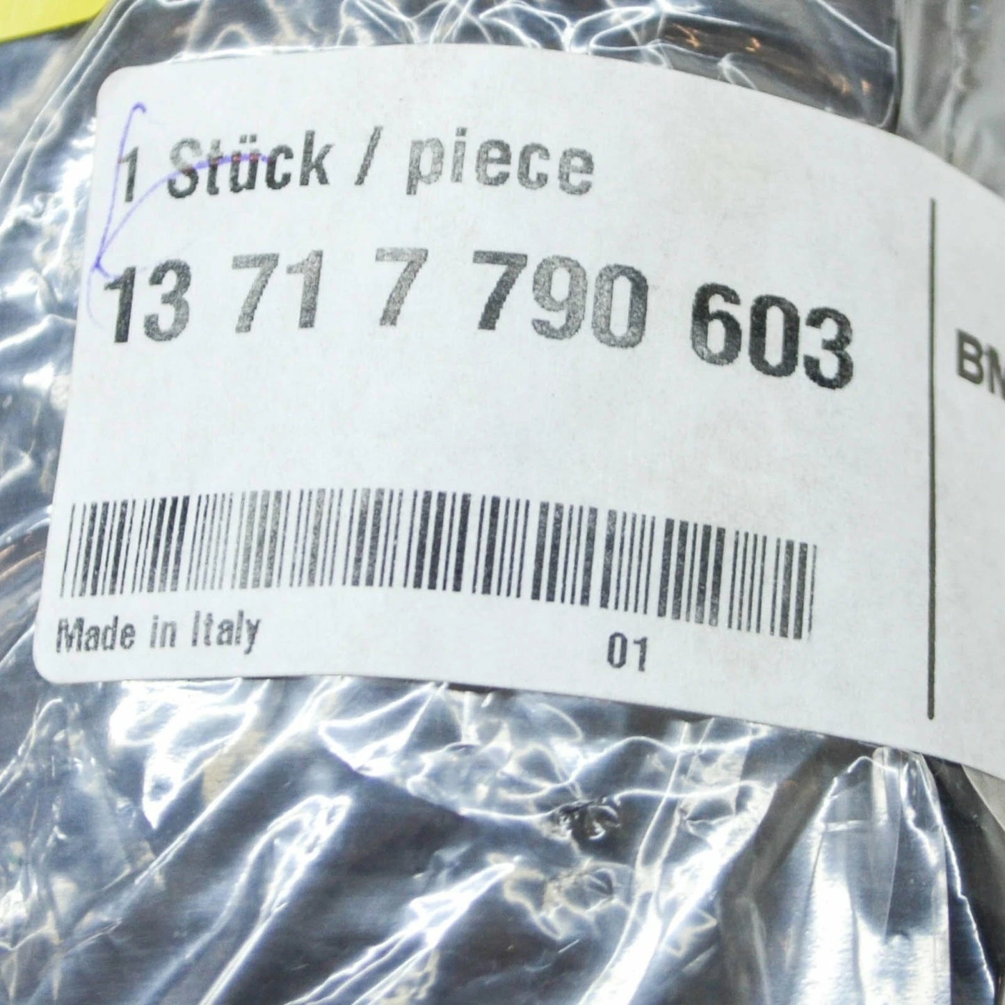 NEW BMW 1 E87 AIR INTAKE RUBBER BOOT 13717790603 ORIGINAL