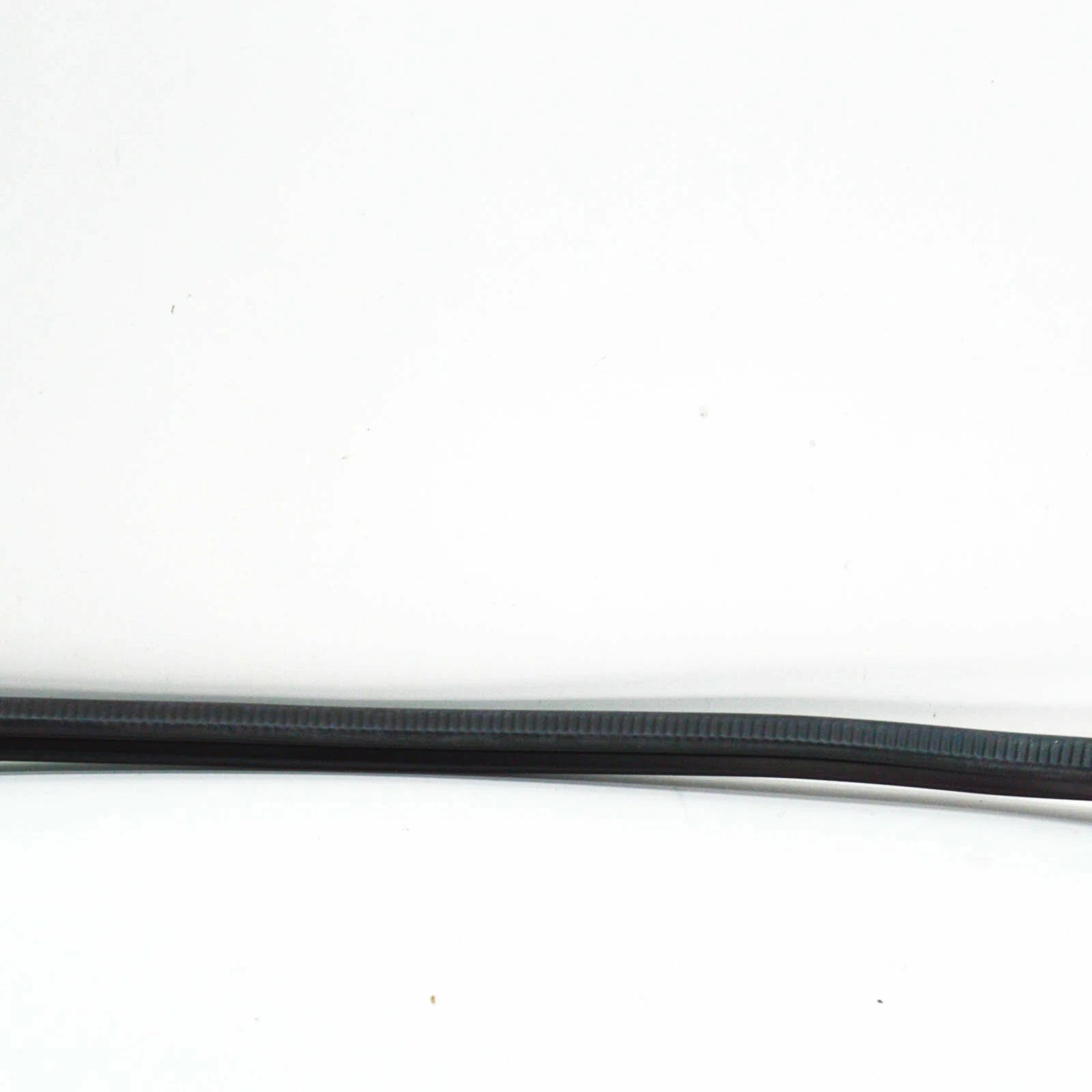 NEW AUDI Q7 4M REAR LEFT DOOR SEALING RUBBER 4M0839717D