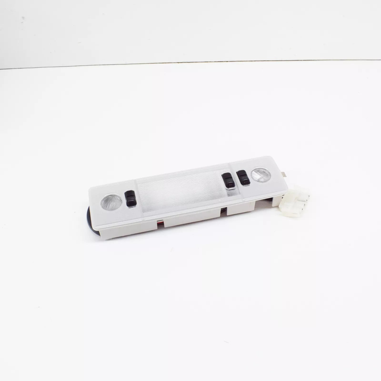 NEW BMW 5 E34 FRONT INTERIOR READING LIGHT 63311384963 1384963 ORIGINAL