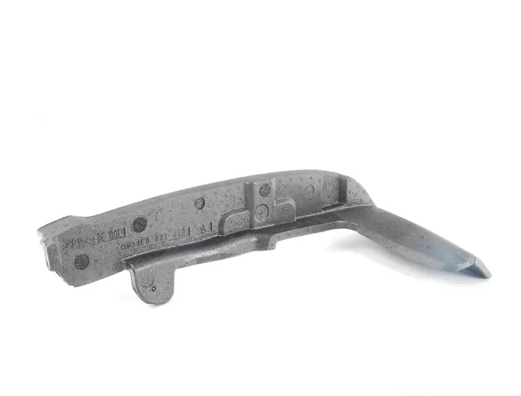 NEW AUDI A6 AVANT C6 FRONT RIGHT FENDER MOUNTING PLATE 4F0821112A ORIGINAL