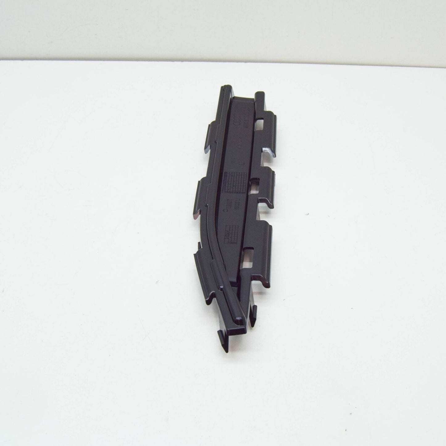 NEW AUDI Q7 4M FRONT BUMPER RIGHT END CAP 4M0807749C ORIGINAL