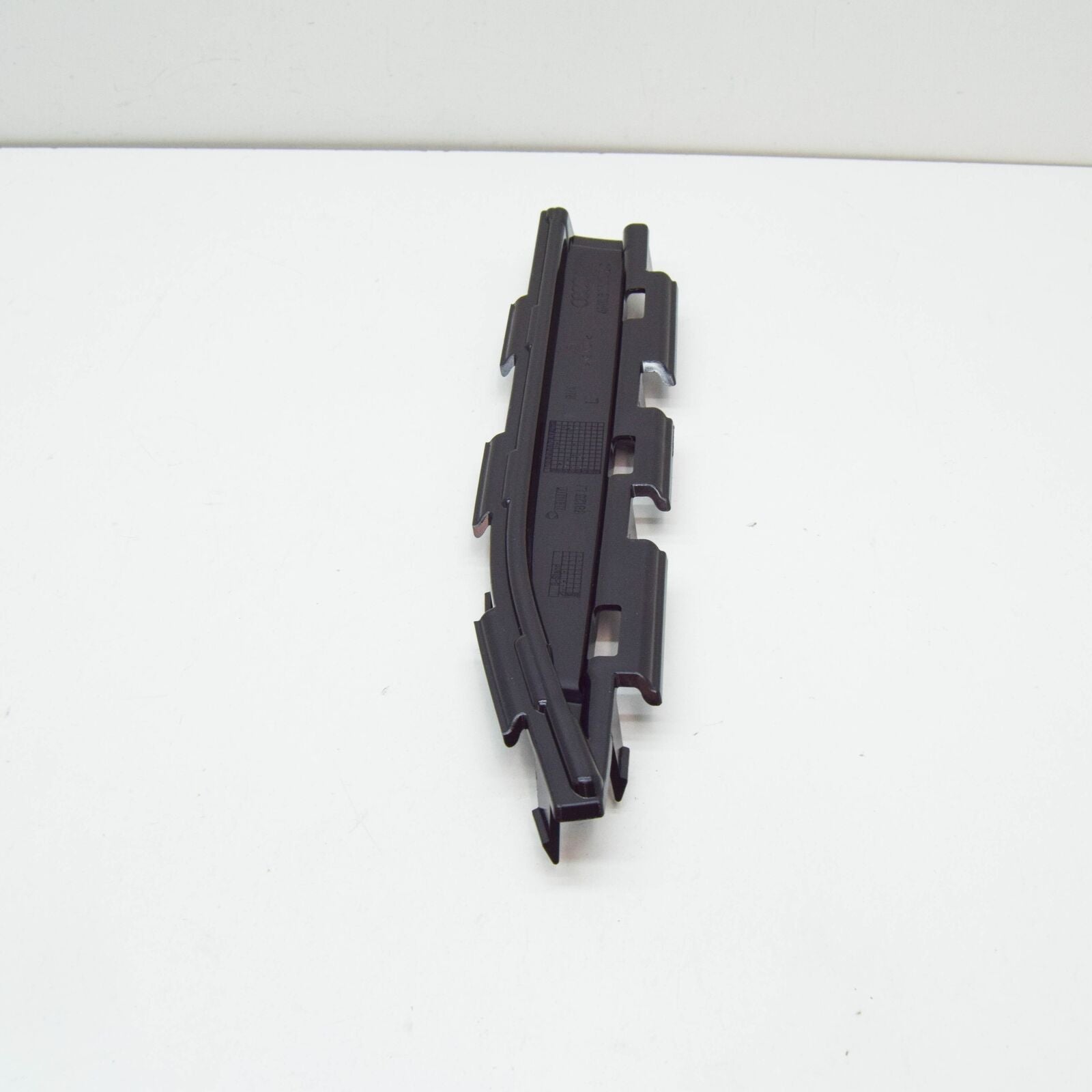 NEW AUDI Q7 4M FRONT BUMPER RIGHT END CAP 4M0807749C ORIGINAL