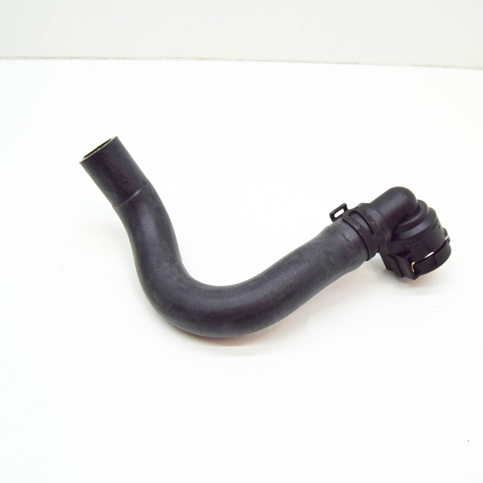 NEW AUDI A3 SPORTBACK 8P ENGINE COOLANT HOSE 3C0122157FC ORIGINAL