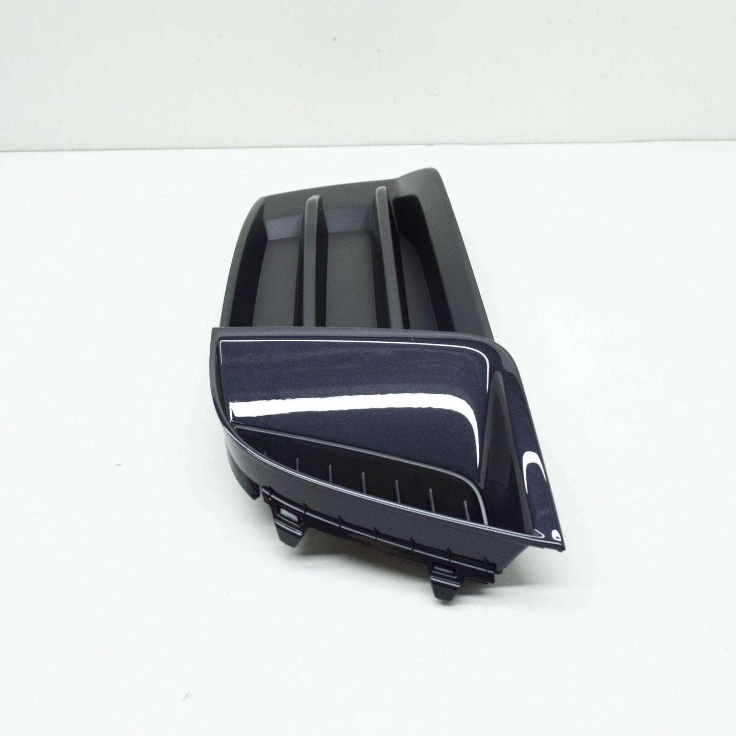 NEW AUDI A3 CABRIO 8V FRONT RIGHT AIR GUIDE GRILLE 8V5807672ESM ORIGINAL