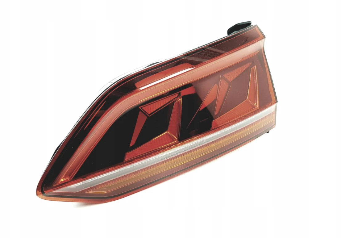 NEW VW TOUAREG CR MK3 REAR RIGHT SIDE INNER LED TAILLIGHT LHD 760945308A