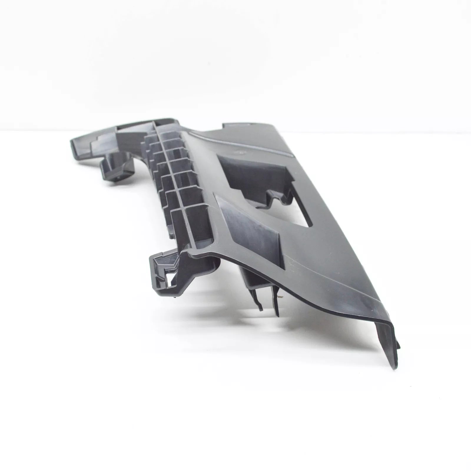 NEW AUDI Q5 FY 80A FRONT BUMPER LEFT CLOSING ELEMENT 80A807095E