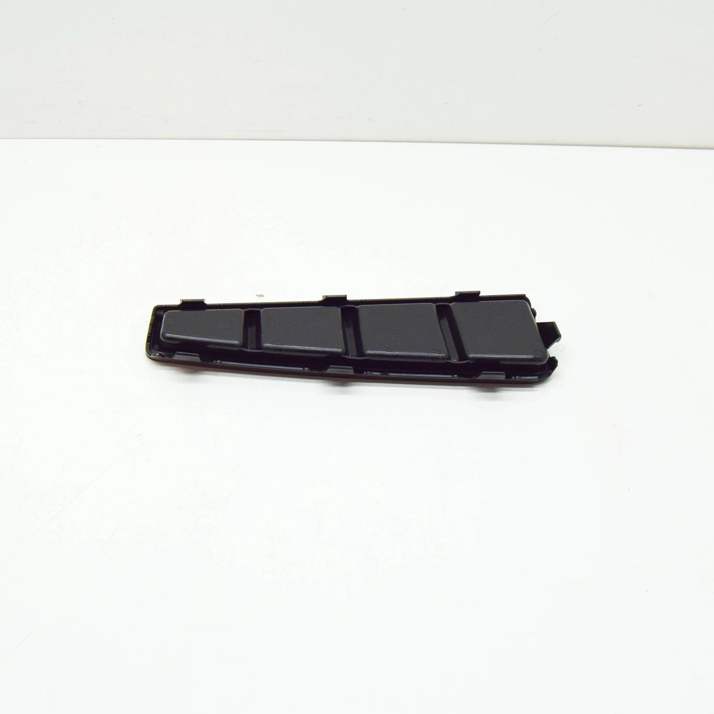 NEW AUDI TT FV FRONT LEFT BUMPER GRILLE 8S0807925 ORIGINAL