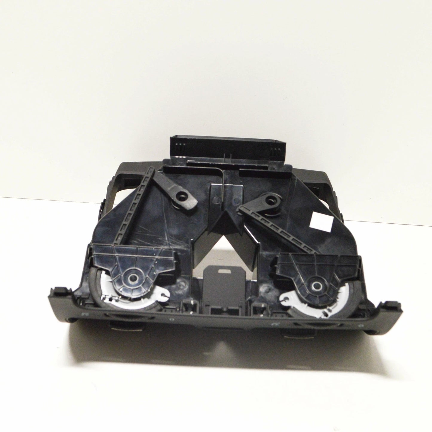 NEW VOLKSWAGEN JETTA MK5 DASHBOARD CENTER AIR VENT 1K0819728H1QB