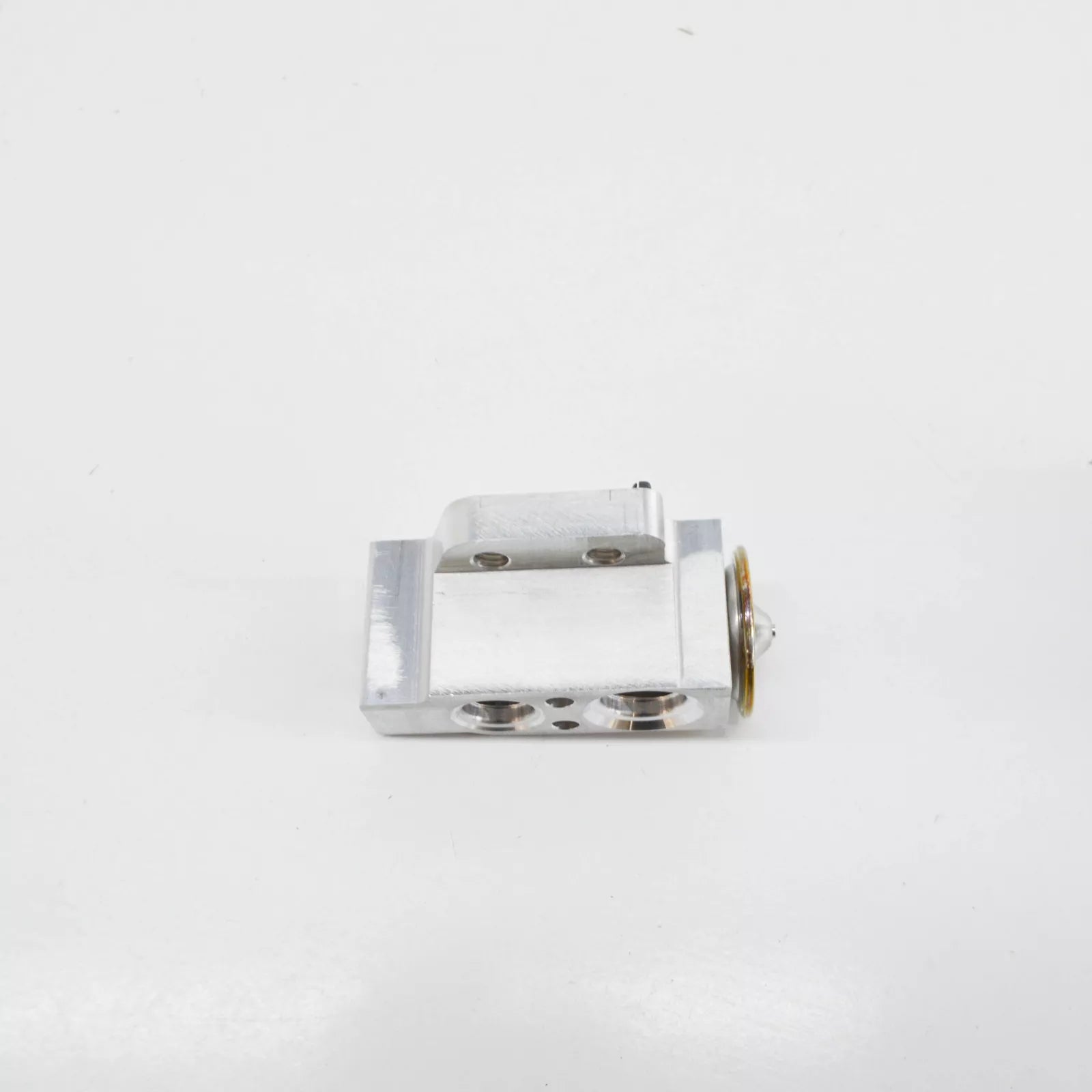 NEW AUDI Q3 8U AIR CONDITIONER EXPANSION VALVE 8U0820679 ORIGINAL