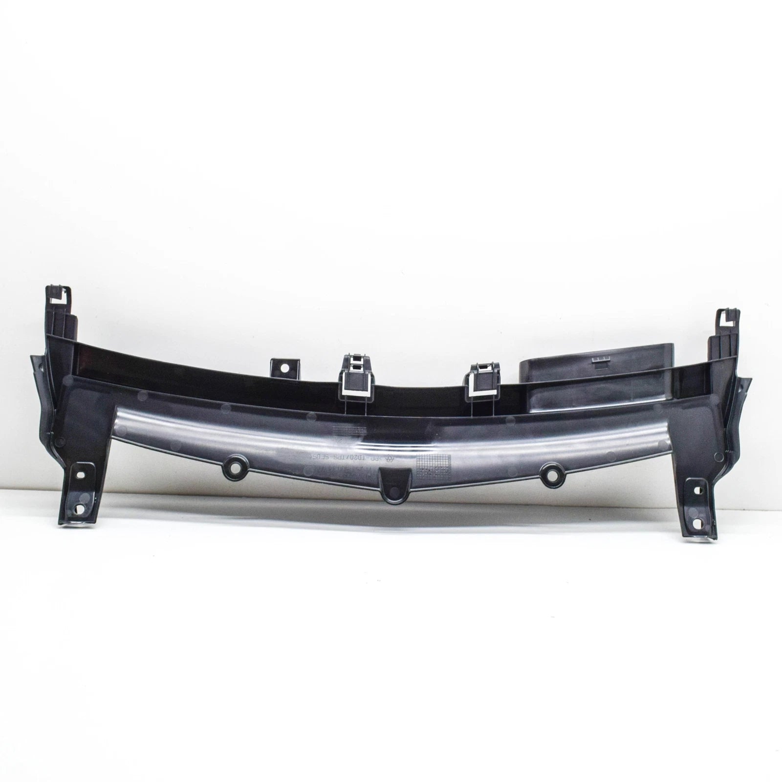 NEW MERCEDES-BENZ GLC C253 UPPER COOLER COLD AIR INTAKE A2535003400 ORIGINAL