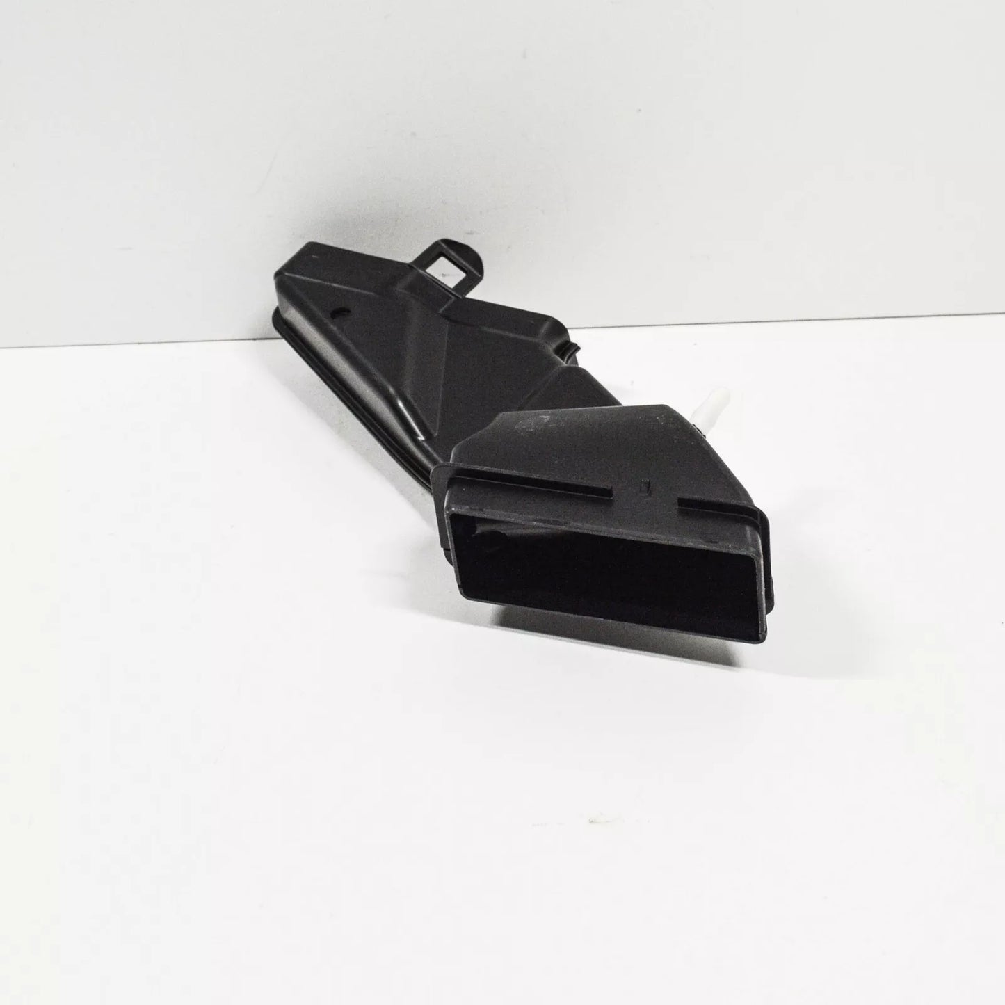 NEW BMW 5 G30 UPPER RIGHT WATER DRAIN CHANNEL 51317388733 ORIGINAL