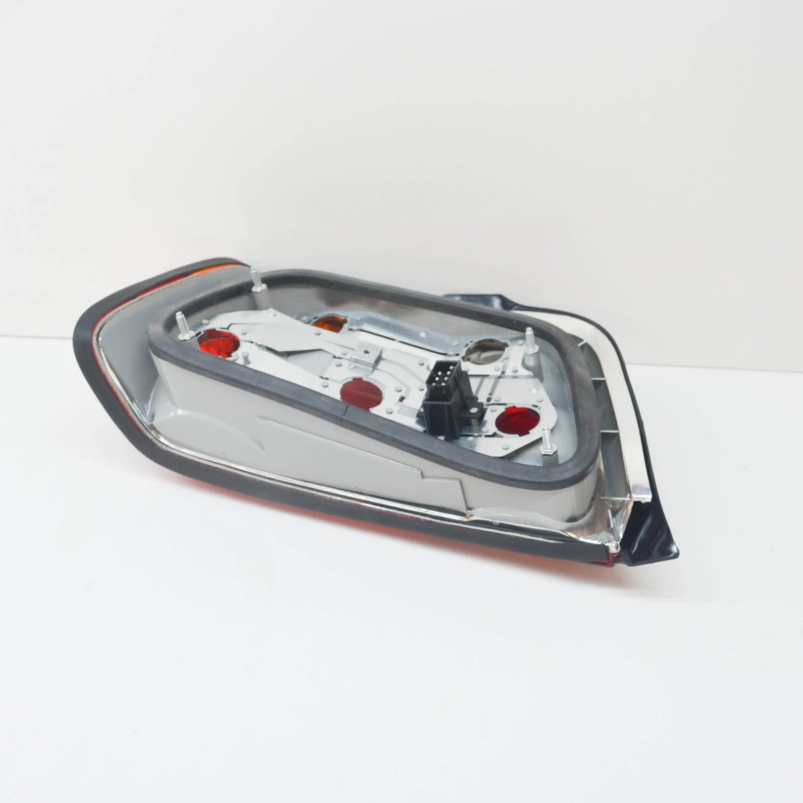 NEW BMW E36 SEDAN RIGHT TAIL FOG LIGHT 1387362 63211387362 ORIGINAL