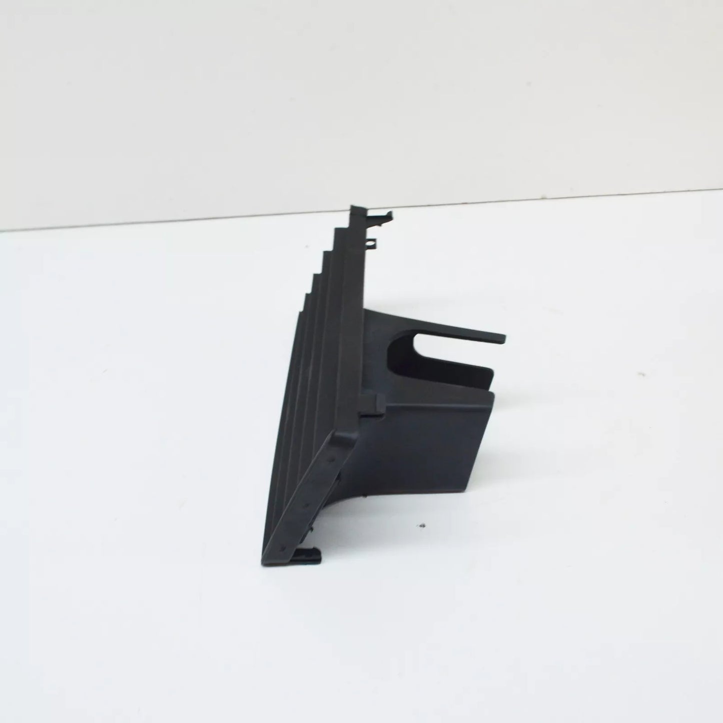 NEW BMW 7 E32 FRONT BUMPER RIGHT FLAP 51111974442 ORIGINAL