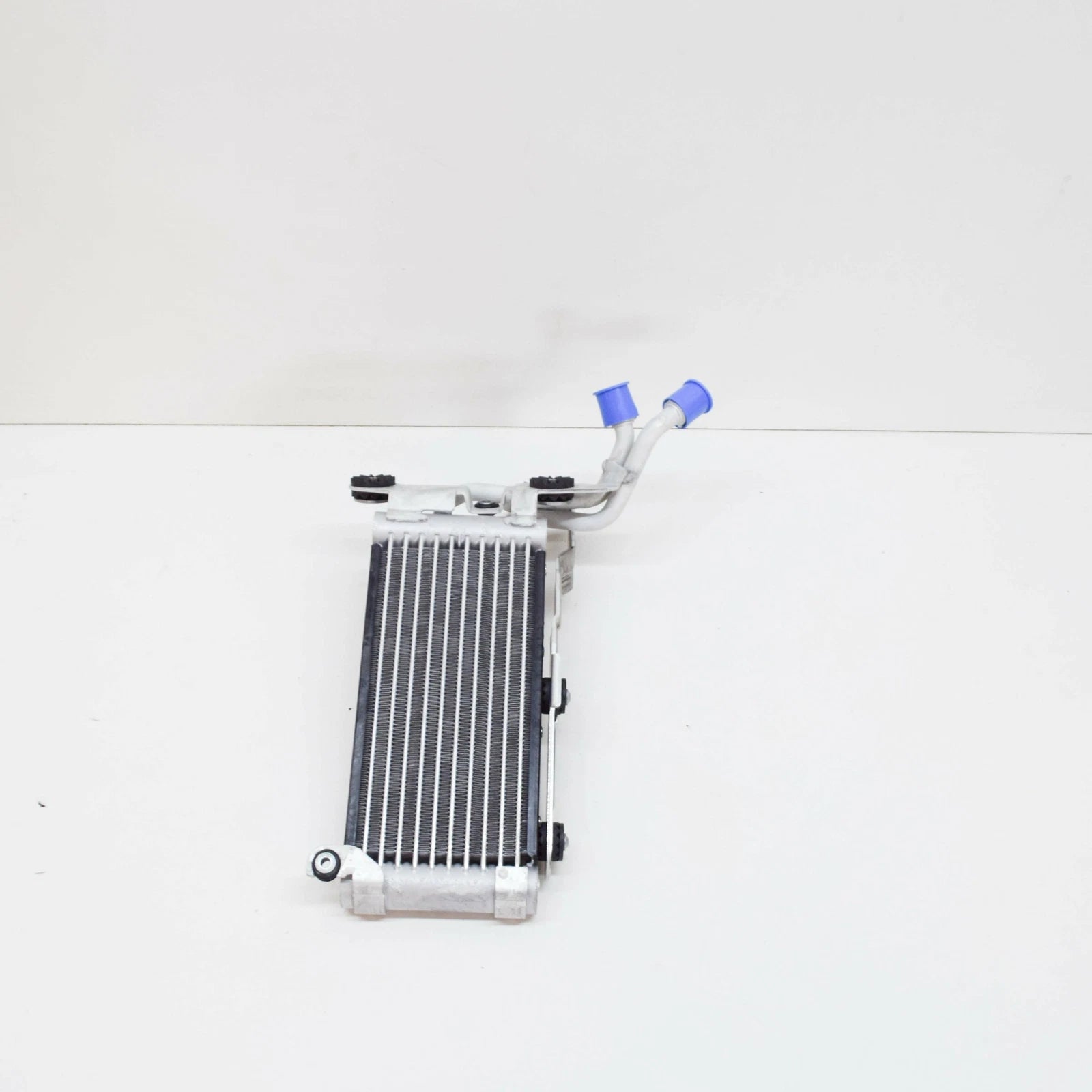 NEW BMW 3 COUPE E92 LEFT AUXILIARY RADIATOR 7602241 17117602241 ORIGINAL