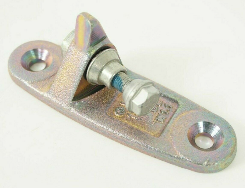 NEW MB C W204 FRONT LEFT DOOR ADJUSTMENT UPPER HINGE A2047220144 ORIGINAL