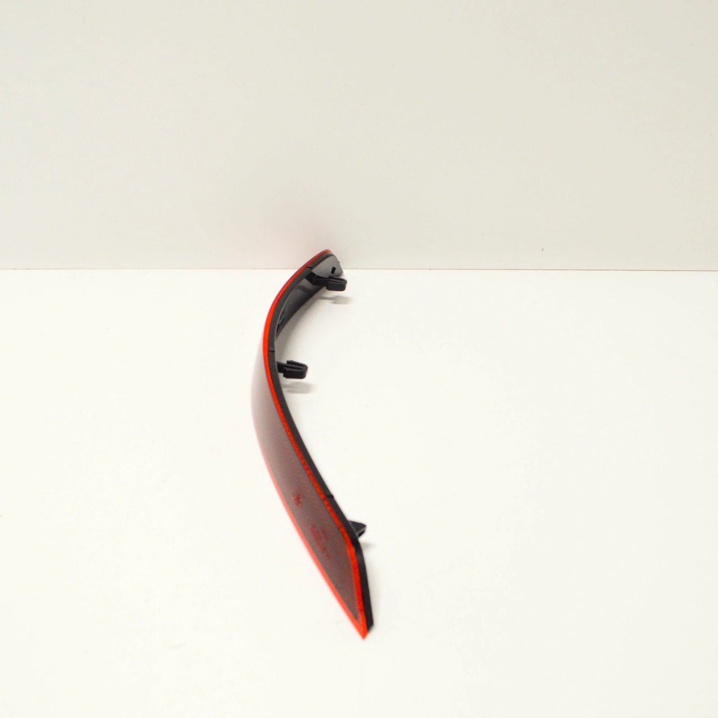 NEW VOLKSWAGEN SHARAN 7N REAR BUMPER LEFT REFLECTOR 7N0945105B