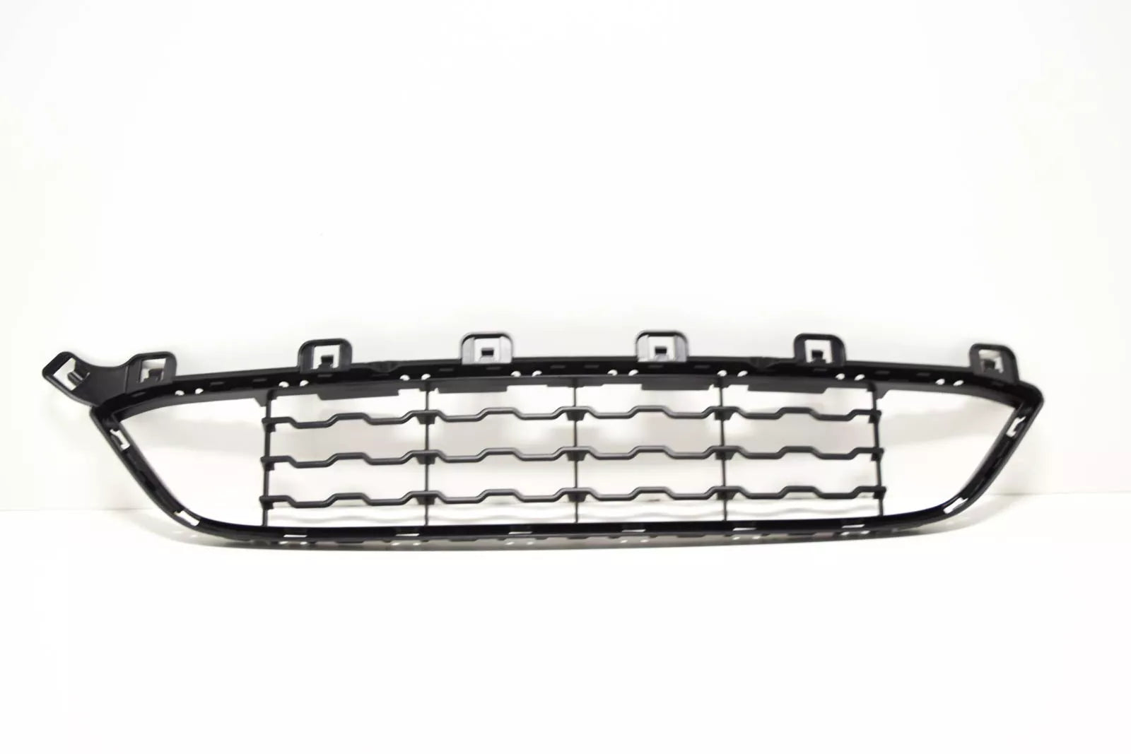 NEW BMW X6 F16 FRONT M BUMPER LOWER CENTER GRILLE 51118056521 2016 ORIGINAL