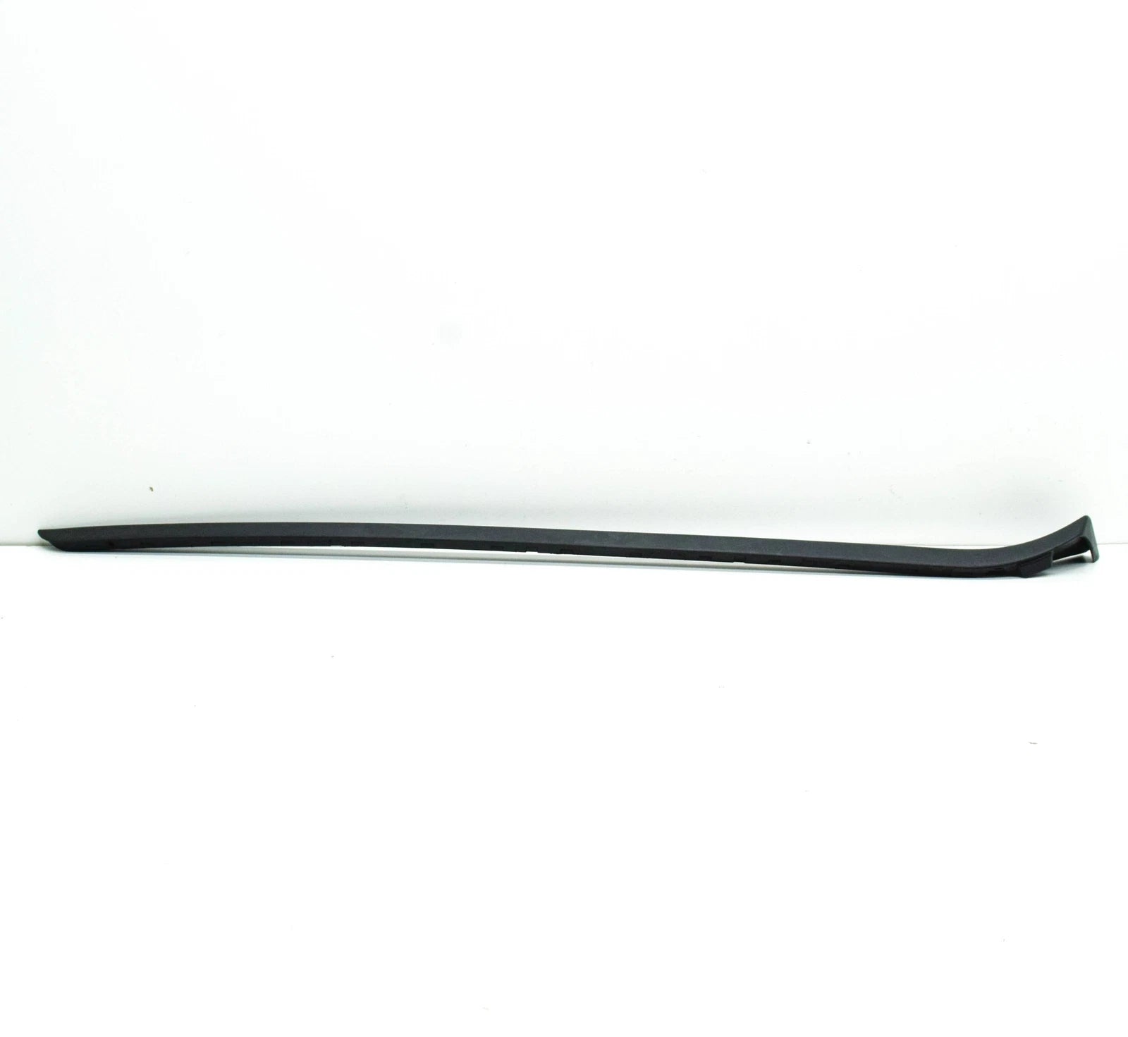 NEW AUDI E-TRON SPORTBACK FRONT RIGHT WINDSHIELD WATER DEFLECTOR 4KE8543289B9