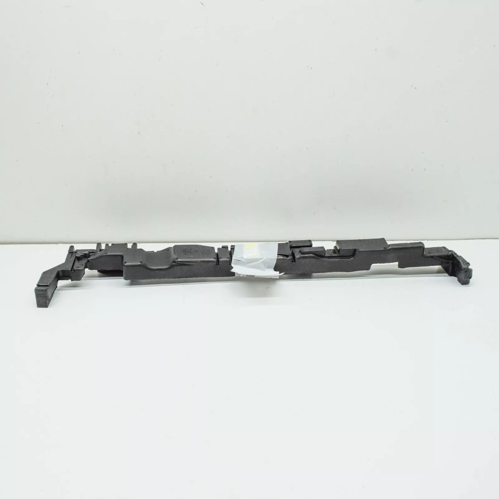 NEW VOLKSWAGEN POLO AW RADIATOR SEALING STRIP 2G0121332E ORIGINAL