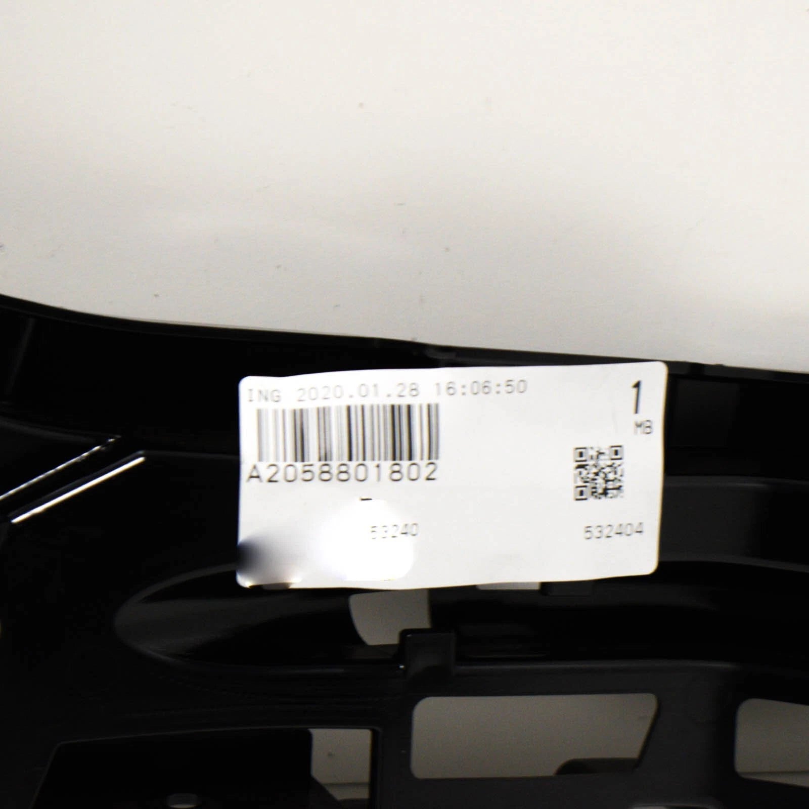 NEW MB C-CLASS W205 REAR BUMPER RIGHT SIDE BRACKET A2058801802