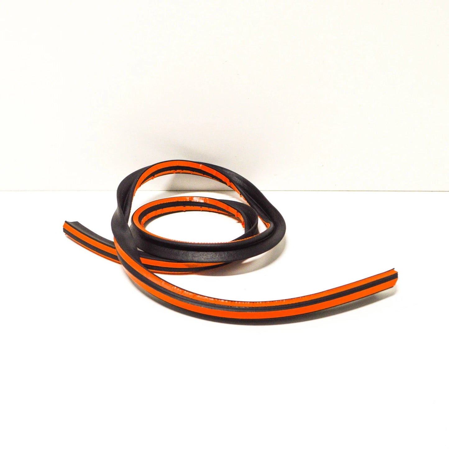 NEW BMW 3 E30 FENDER GASKET LEFT SIDE M SPORT 51712233121 2233121 ORIGINAL