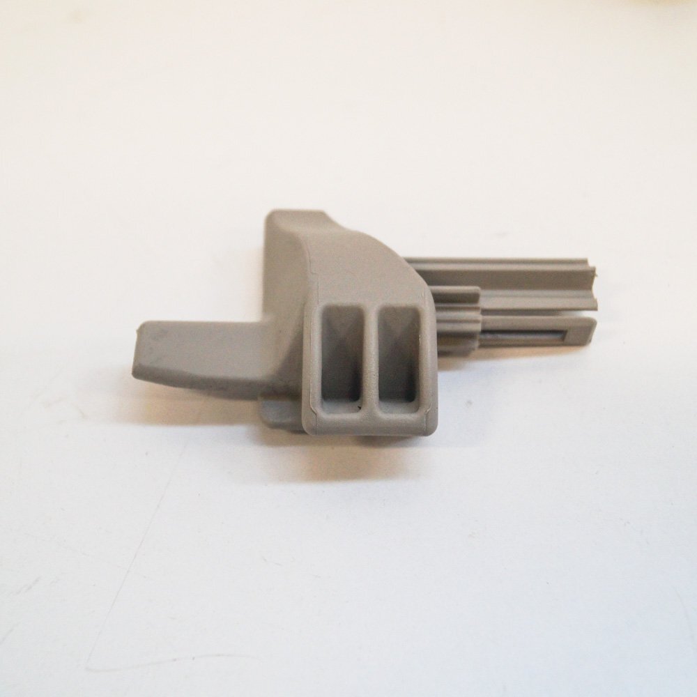 NEW MERCEDES BENZ A CLASS W169 PARCELSHELF PLASTIC CLIPS A16969302847E94