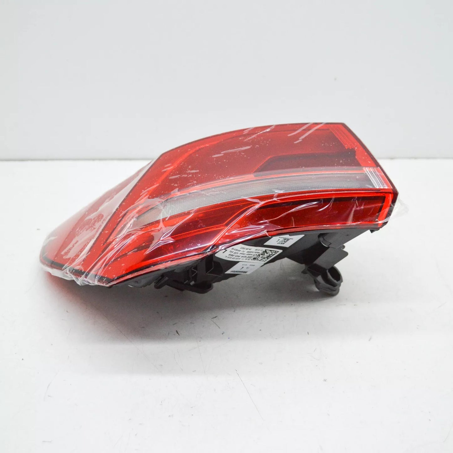 NEW AUDI Q3 F3 SPORTBACK REAR LEFT TAILLIGHT 83A945069