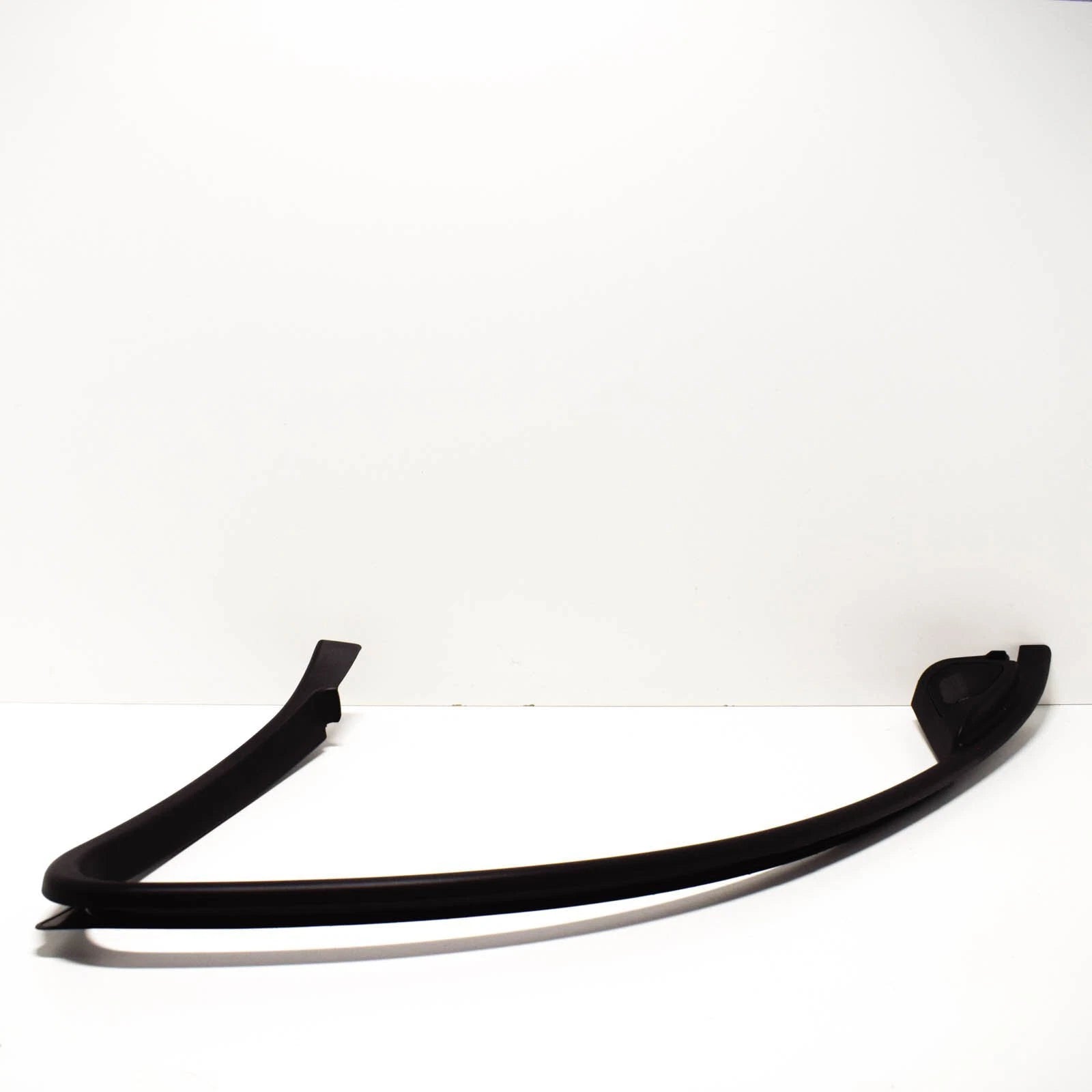 NEW BMW 3 E90 FRONT DOOR SPEAKER COVER WINDOW FRAME RIGHT 51337258576 ORIGINAL