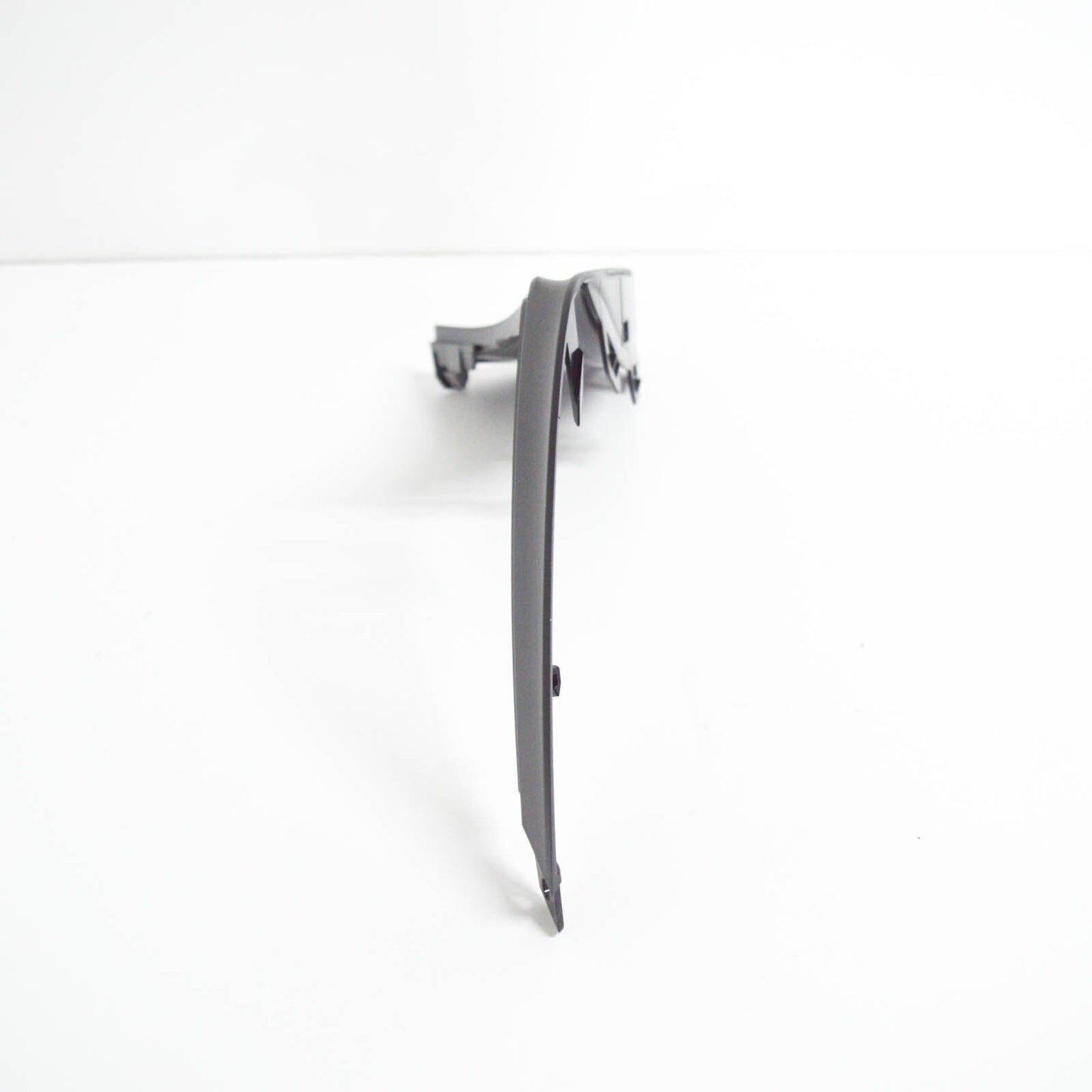 NEW MERCEDES-BENZ A W176 FRONT BUMPER LEFT COVER A1768857700 ORIGINAL