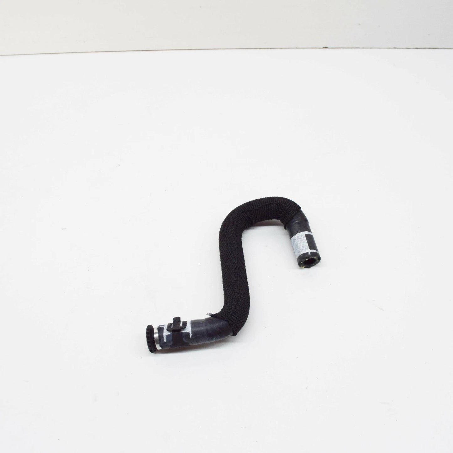 NEW AUDI R8 42 COOLANT HOSE PIPE 420121060A 2015