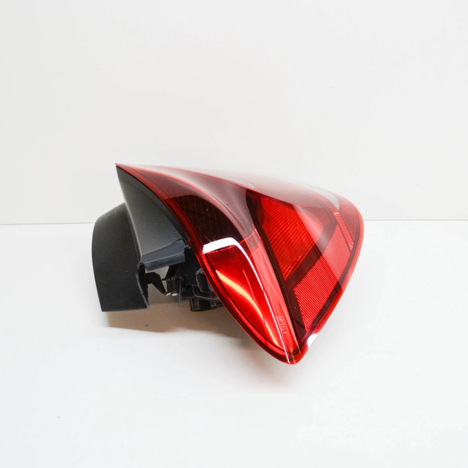 NEW BMW 1 F20 REAR LEFT SIDE TAIL LIGHT 63217270097 ORIGINAL