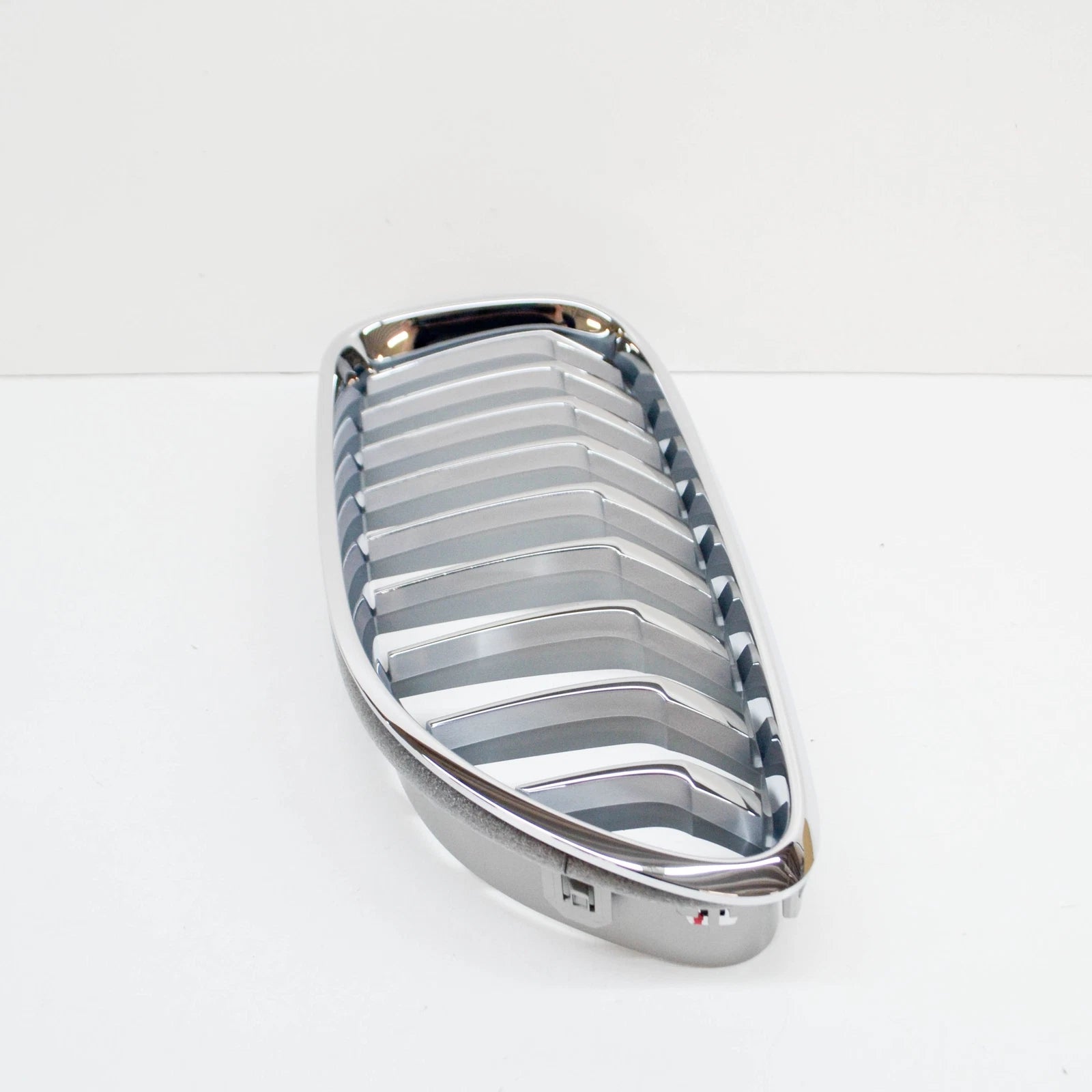 NEW BMW 6 F06 FRONT RADIATOR LEFT HIGH GRILLE 51137370391 7370391 2016 ORIGINAL