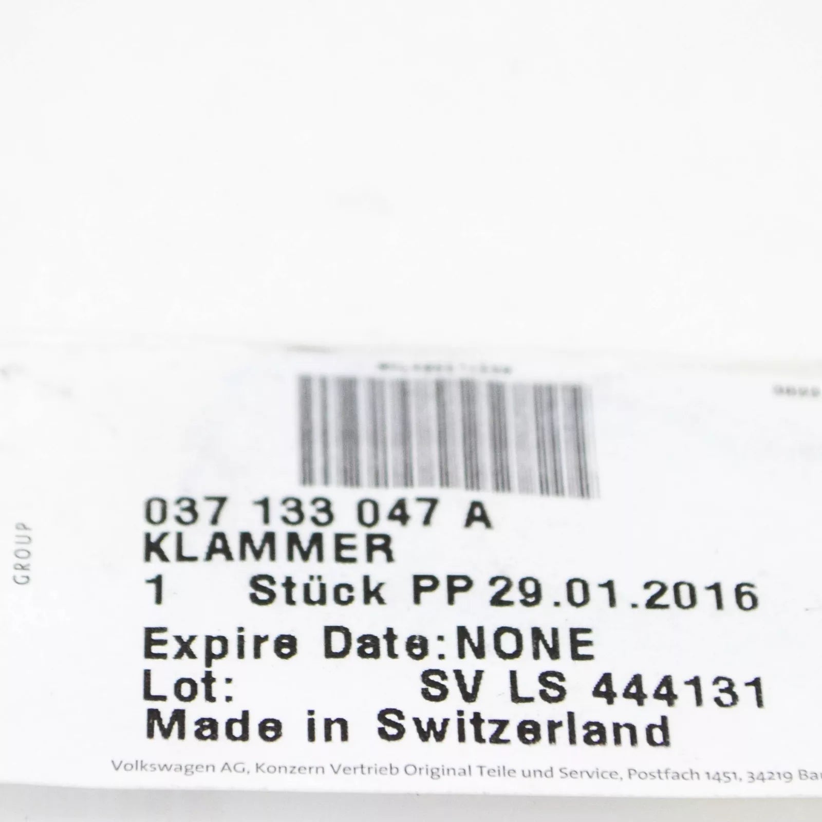 NEW VOLKSWAGEN JETTA A6 FUEL INJECTOR CLIP 037133047A ORIGINAL