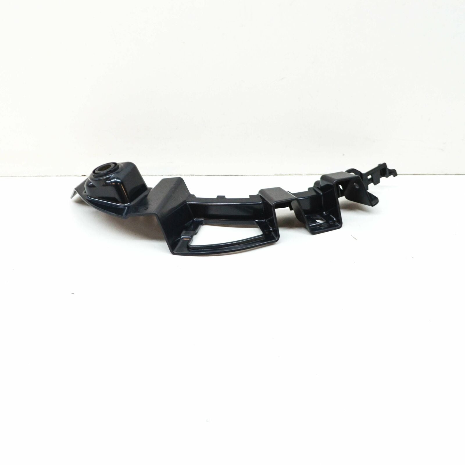 NEW MERCEDES-BENZ SPRINTER W910 FRONT RIGHT BUMPER BRACKET A9108850500 ORIGINAL