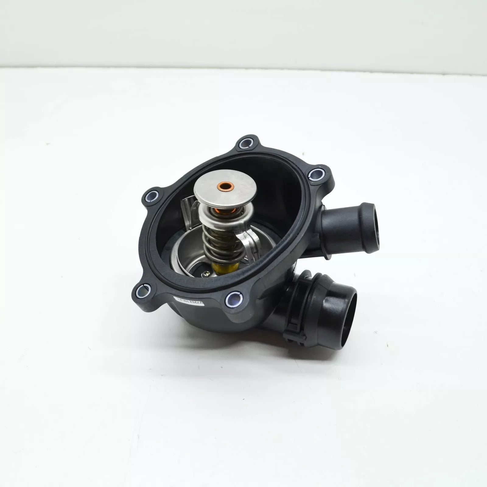 NEW AUDI A6 AVANT C7 ENGINE COOLING THERMOSTAT 079121115BL ORIGINAL