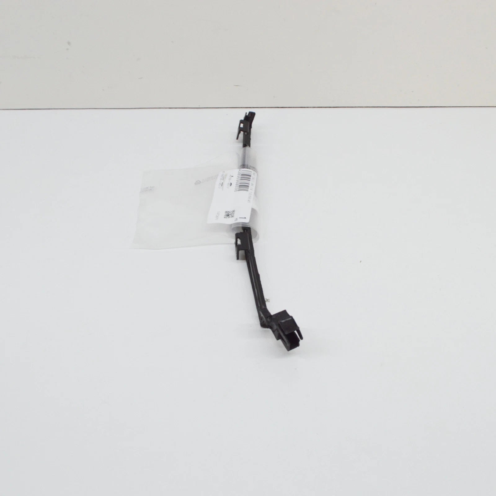 NEW MERCEDES-BENZ CLK C209 FRONT RIGHT FENDER SEAL A2096980898 ORIGINAL