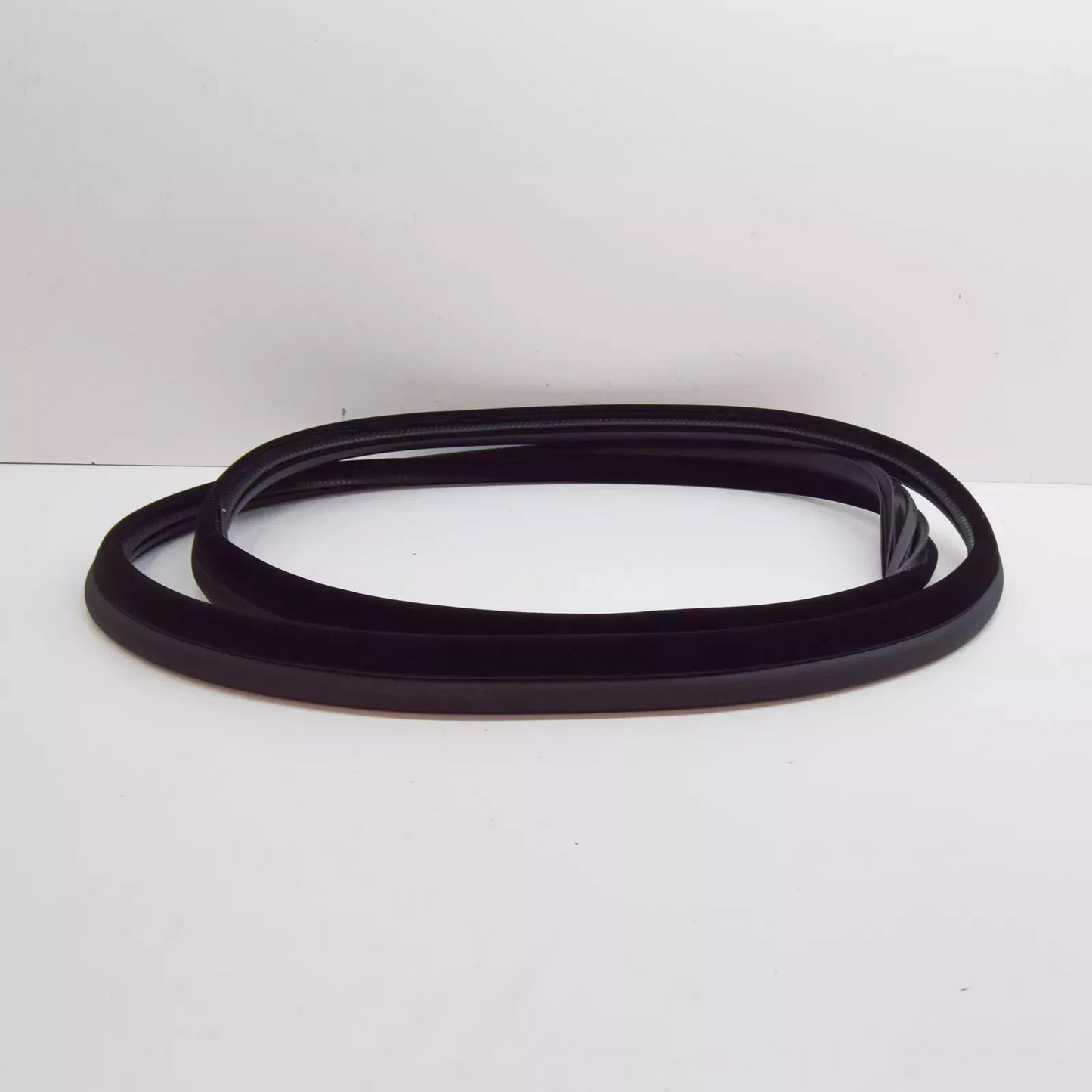 NEW BMW 4 GRAN COUPE F36 FRONT LEFT (DRIVER SIDE) DOOR SEAL RUBBER 51727409193