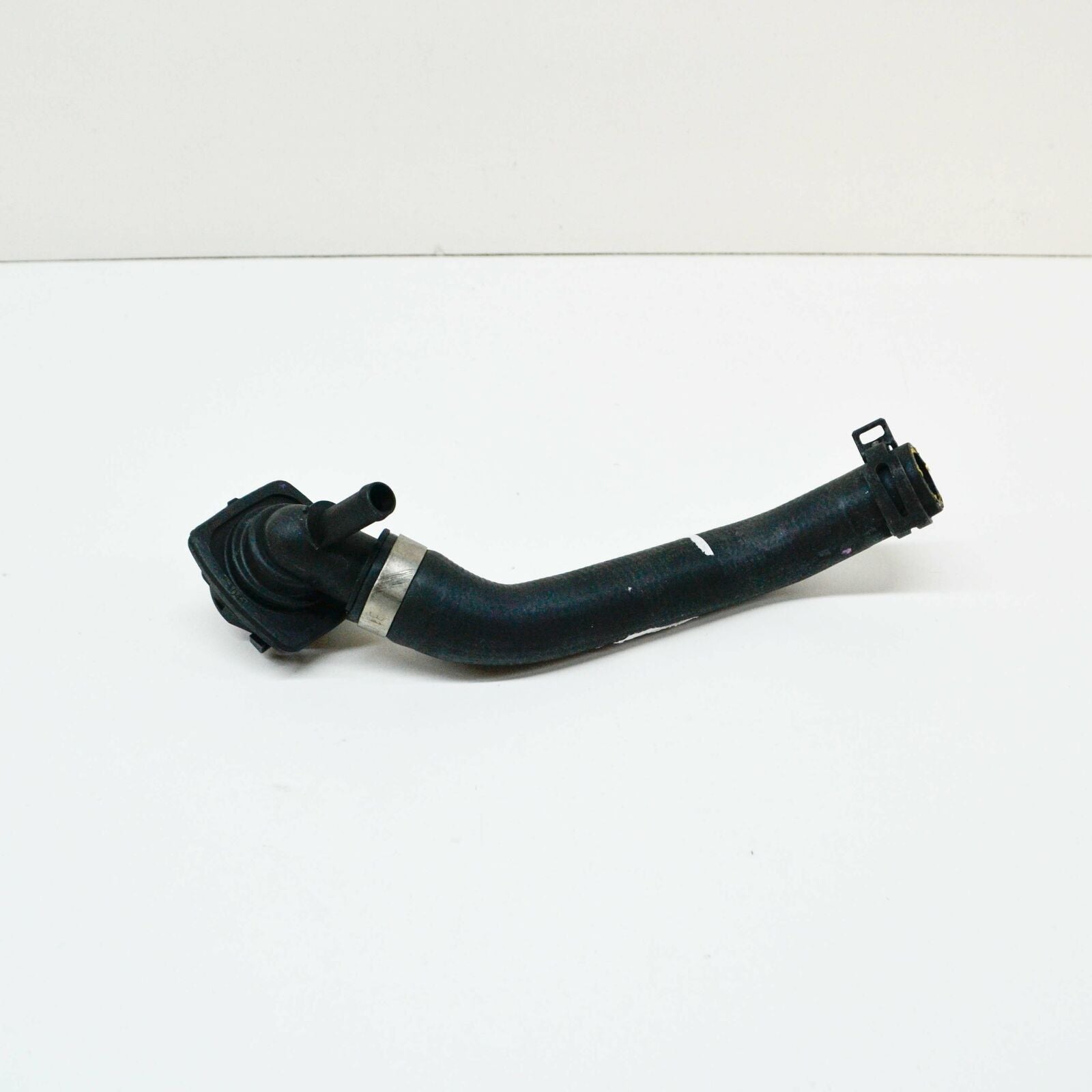 NEW MERCEDES-BENZ C W205 COOLANT WATER PIPE HOSE A2058300802 AMG ORIGINAL