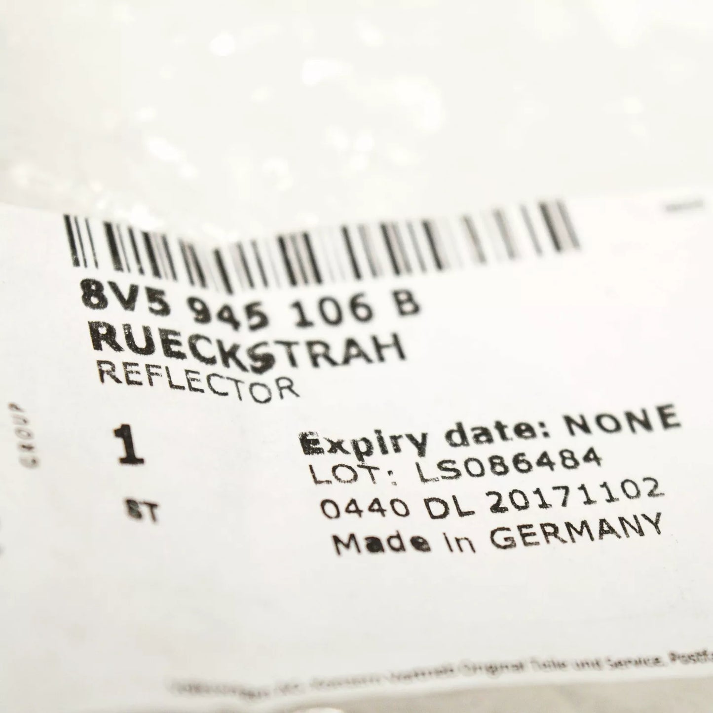 NEW AUDI A3 8V REAR BUMPER RIGHT LIGHT REFLECTOR 8V5945106B ORIGINAL