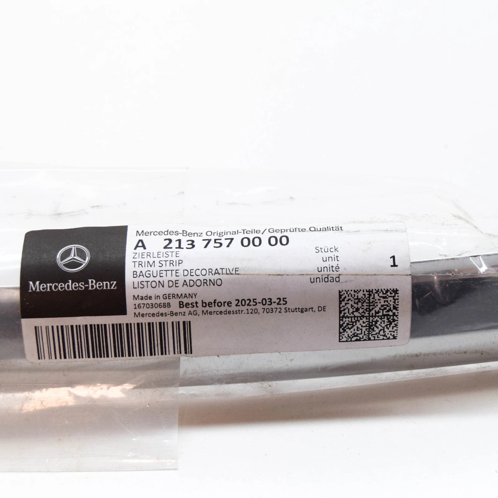 NEW MERCEDES-BENZ E W213 TRUNK LID TRIM STRIP A2137570000 ORIGINAL