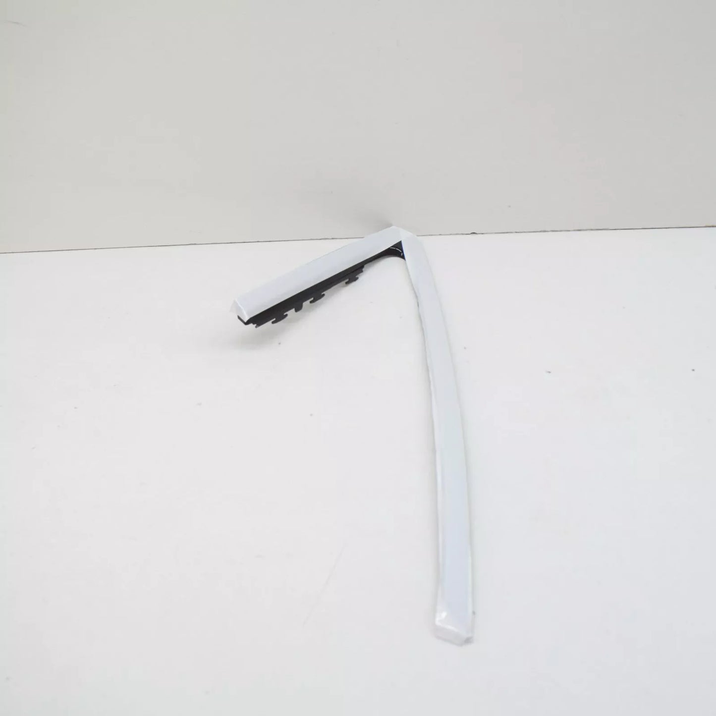 NEW AUDI A3 8V REAR RIGHT QUARTER WINDOW TRIM 8V5853346CT94