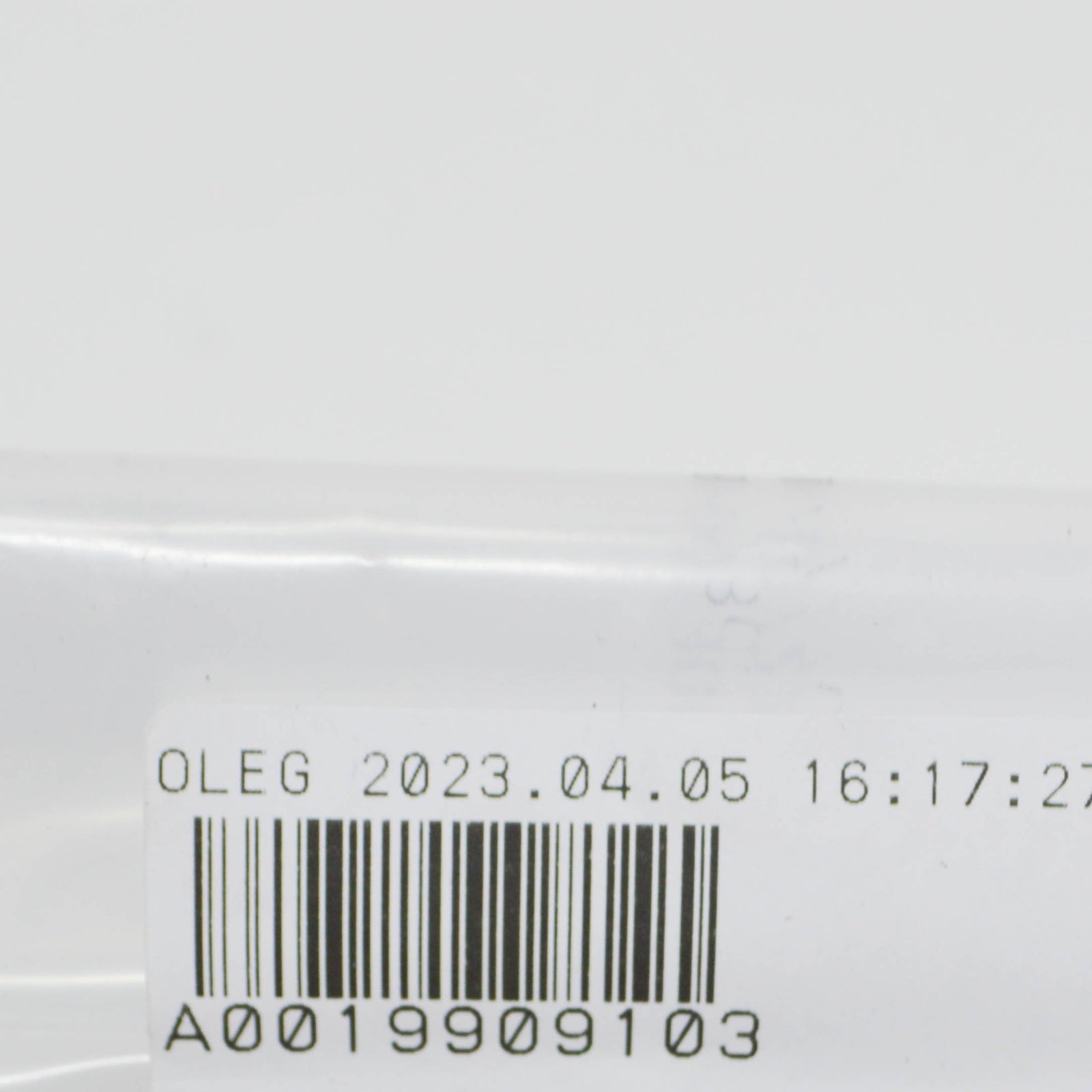 NEW MERCEDES-BENZ CLA C117 TRANSMISSION MOUNTING SCREW A0019909103 ORIGINAL