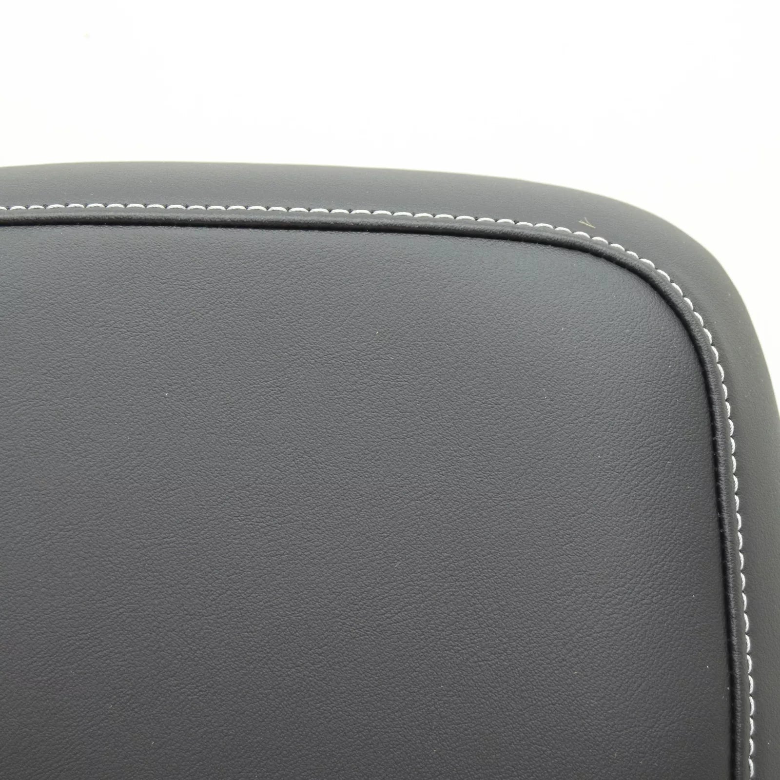 NEW VOLKSWAGEN ARTEON 3H7 FRONT LEFT HEAD REST 3G8881901LXUY ORIGINAL