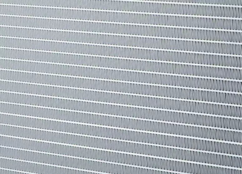 NEW AUDI A6 C6 FRONT CENTER RADIATOR 4F0145804K ORIGINAL