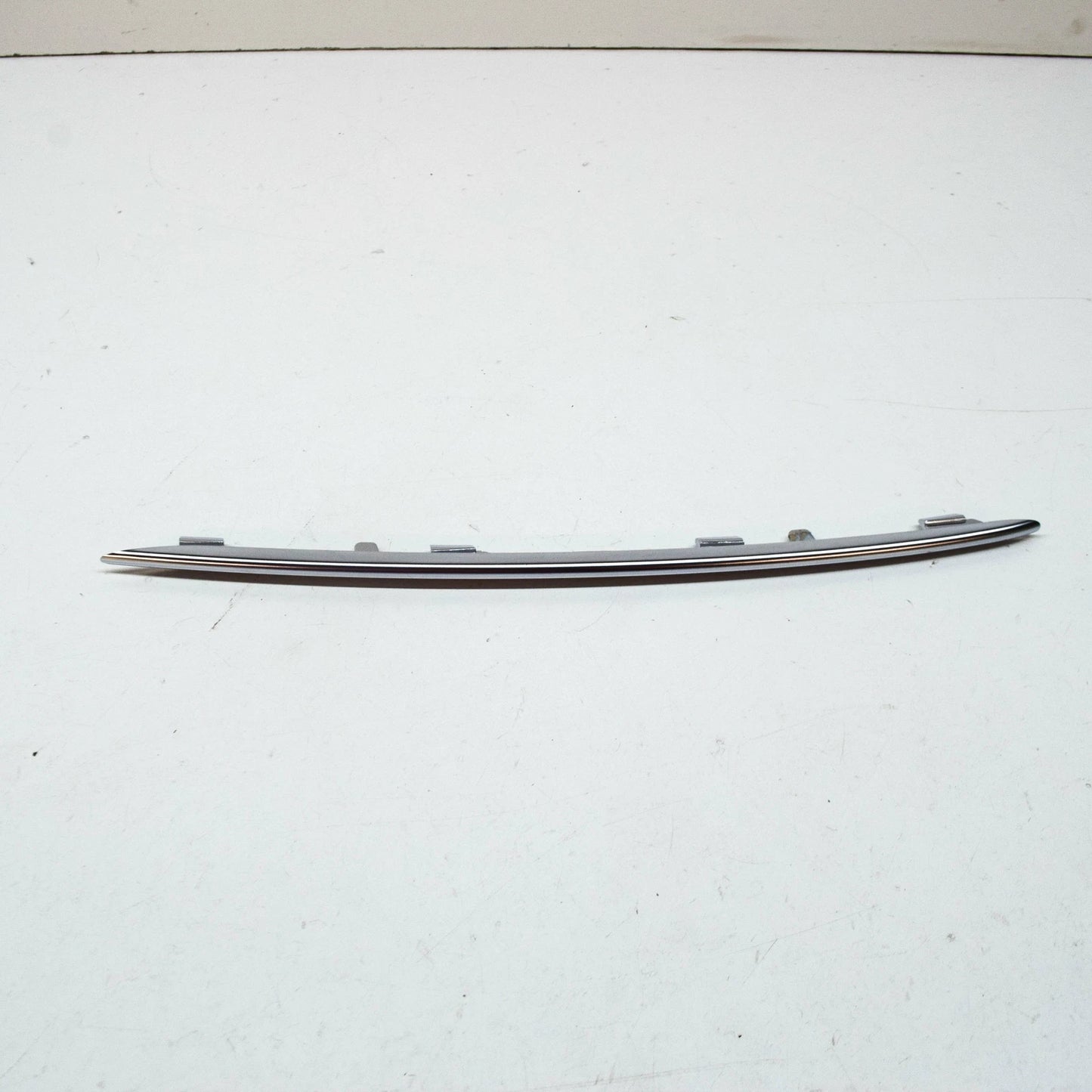 NEW MB GLC C253 FRONT BUMPER RIGHT UPPER DECORATIVE TRIM A2538857801 ORIGINAL