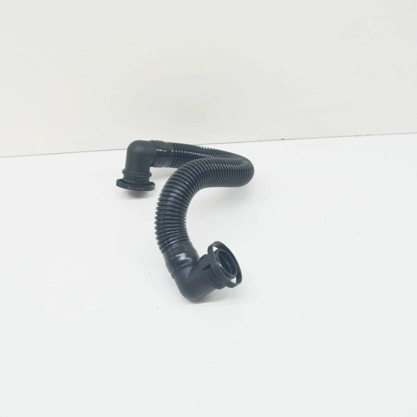 NEW AUDI A3 8P SECONDARY AIR PUMP CONNECTING HOSE 1K0131149C